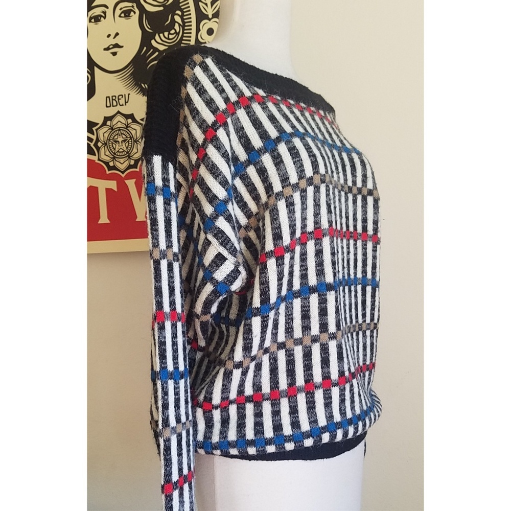 Vtg Cozy and Soft Sweater